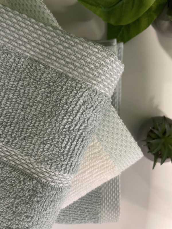 Peškir Lines mint 50x90